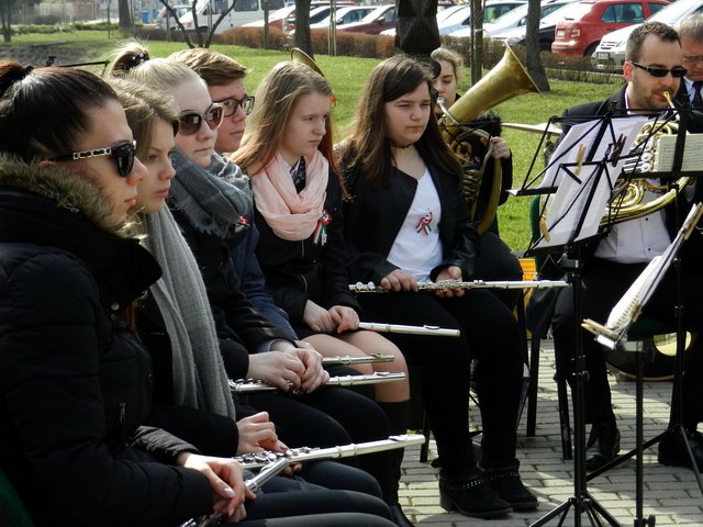 2017. március 15. 39